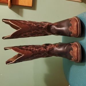 6.5 B Ariat women's boots brown